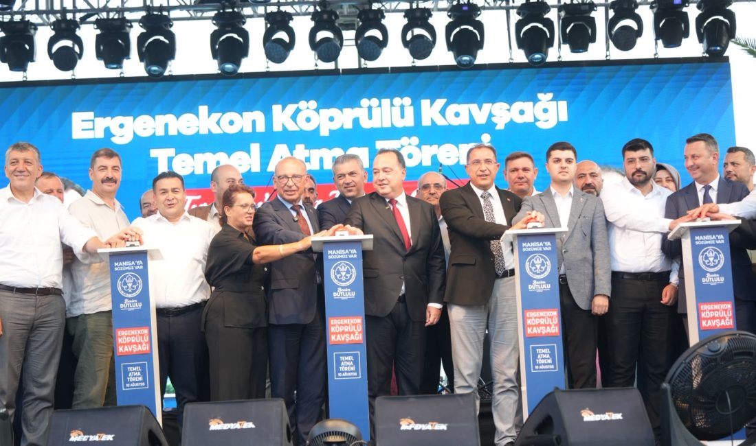 Ergenekon Köprülü Kavşağı’nın temel atma töreni yapıldı Turgutlu’da kent içi ulaşımı rahatlatacak ve trafik akışını daha güvenli