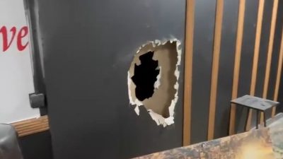 Manisa'da düğün salonu ruhsatıyla faaliyet gösteren bir işletmenin kumar oynatmak